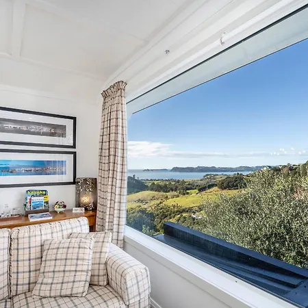 Bayview Valley Lodge Bed & Breakfast Whitianga Exterior photo
